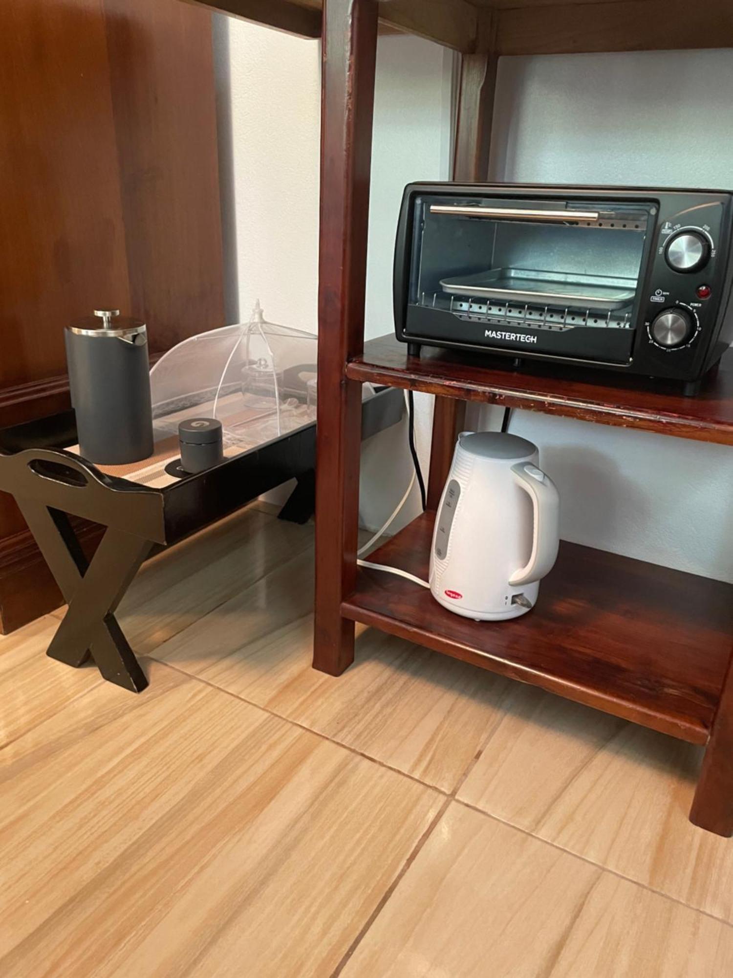 Centrally Located Room - 5 ポート・アントニオ エクステリア 写真